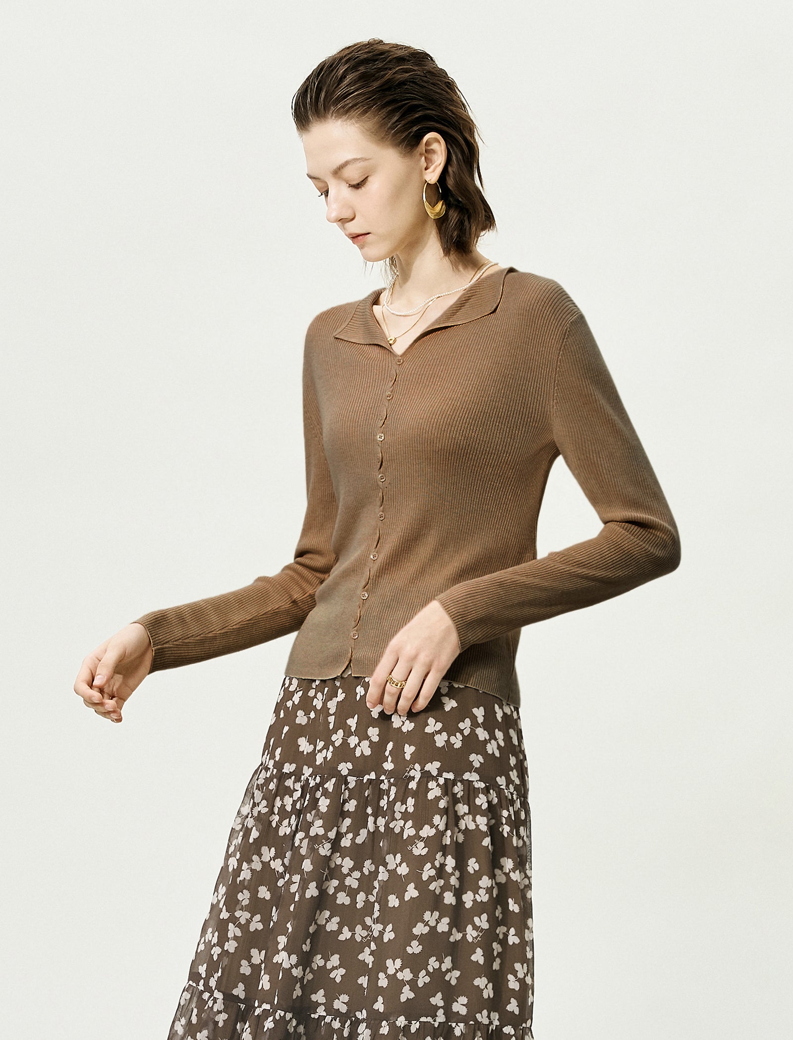 Wavy Placket Button Front Knit Cardigan