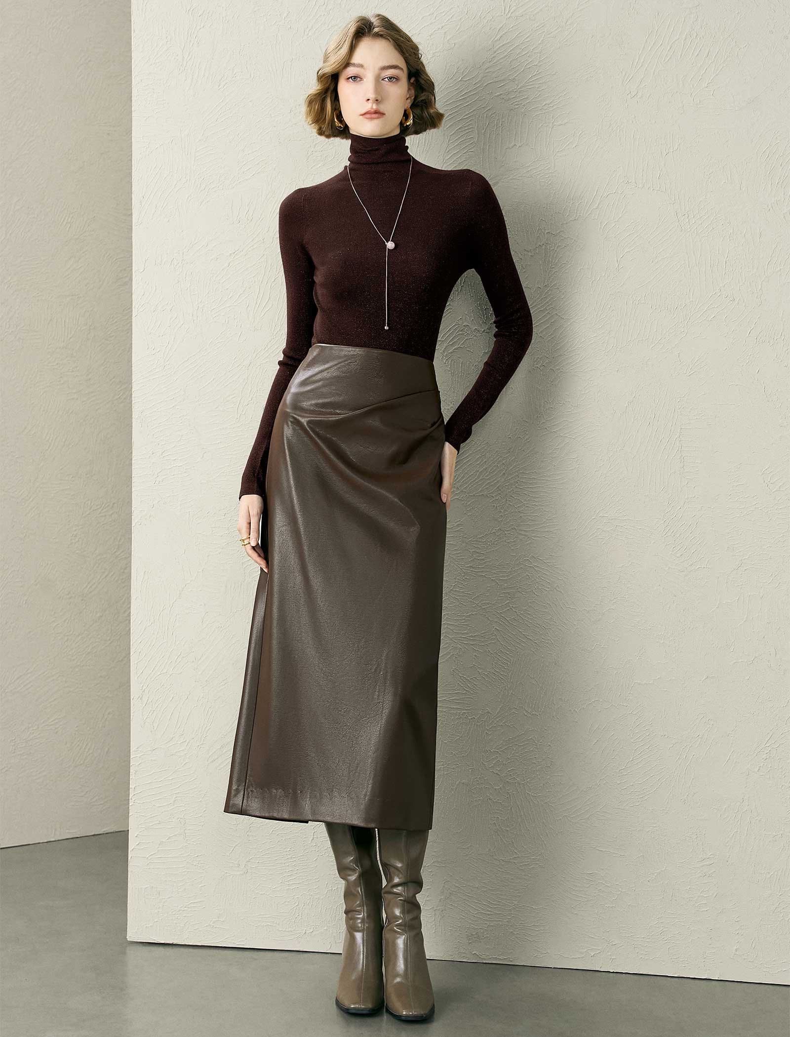 Speckled Turtleneck Wool-Blend Top